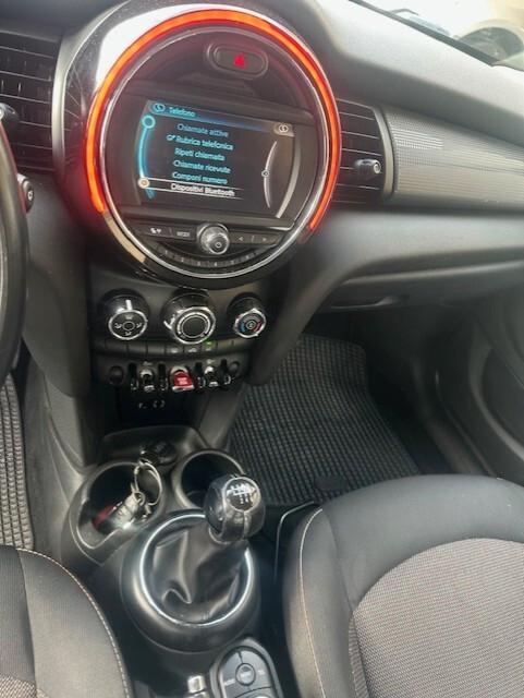 MINI COOPER D 5 PORTE