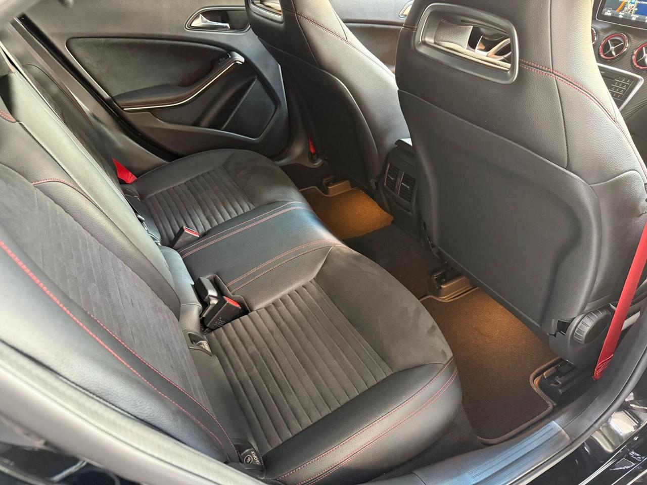 Mercedes-benz A 250 4Matic Automatic Premium