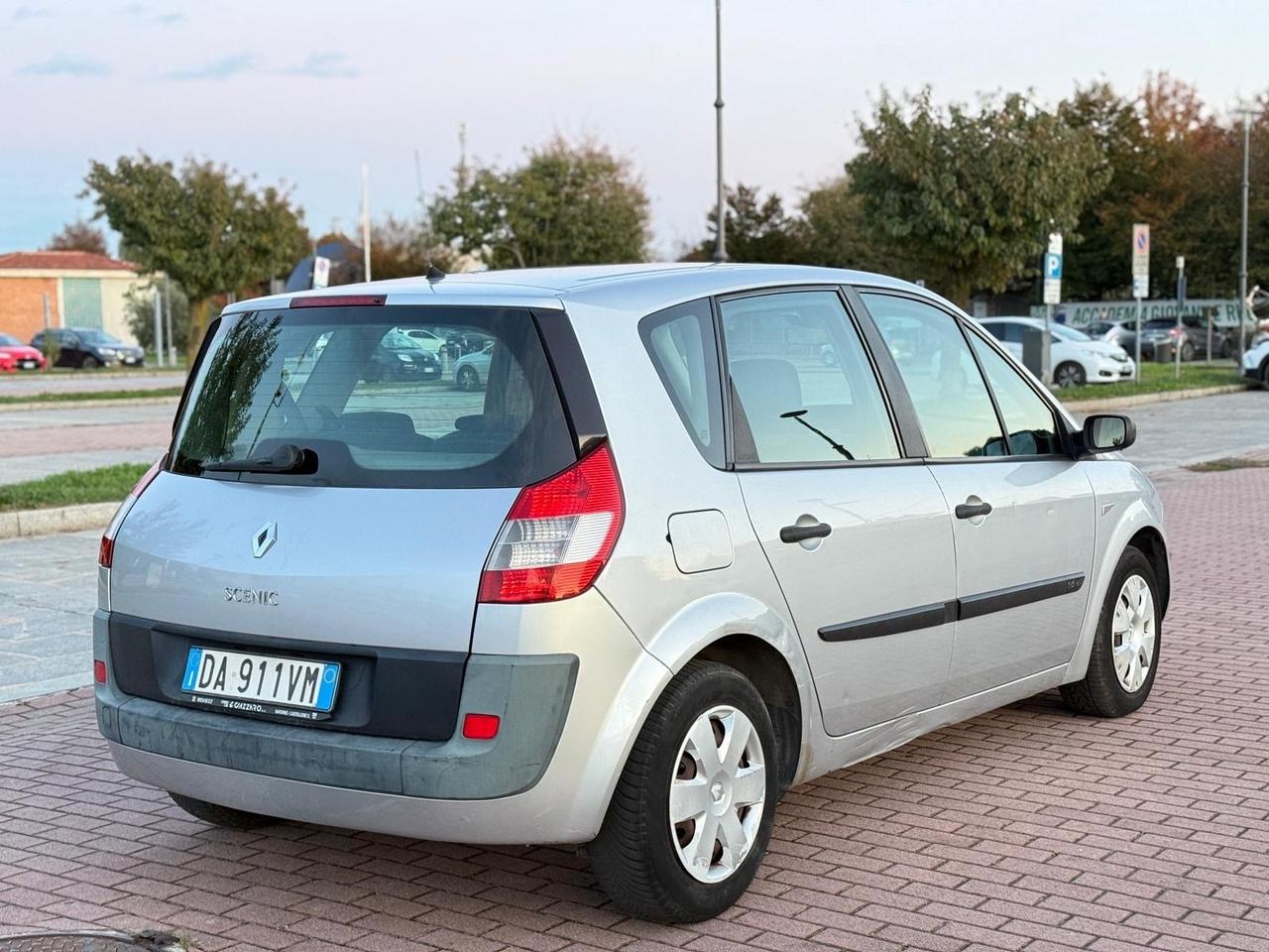 Renault Scenic Scénic 1.6 16V Dynamique
