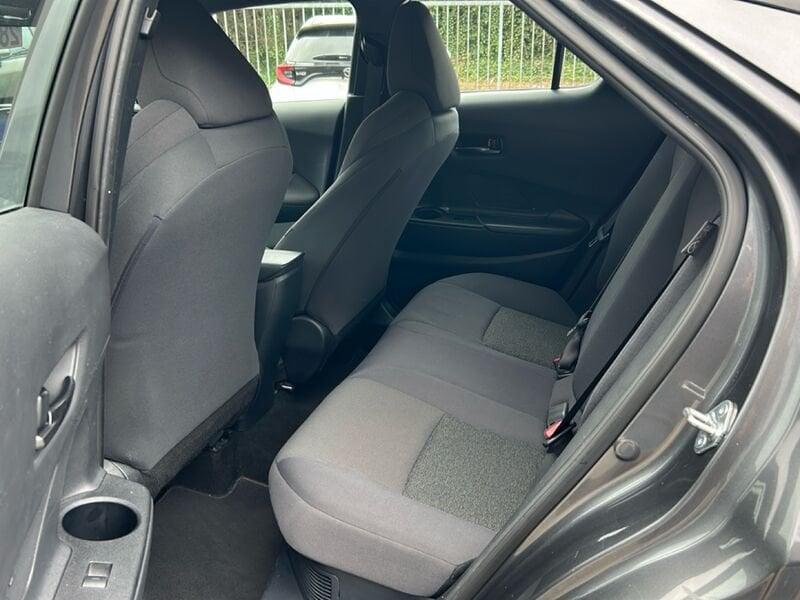 Toyota C-HR 1.8 HV E-CVT Active