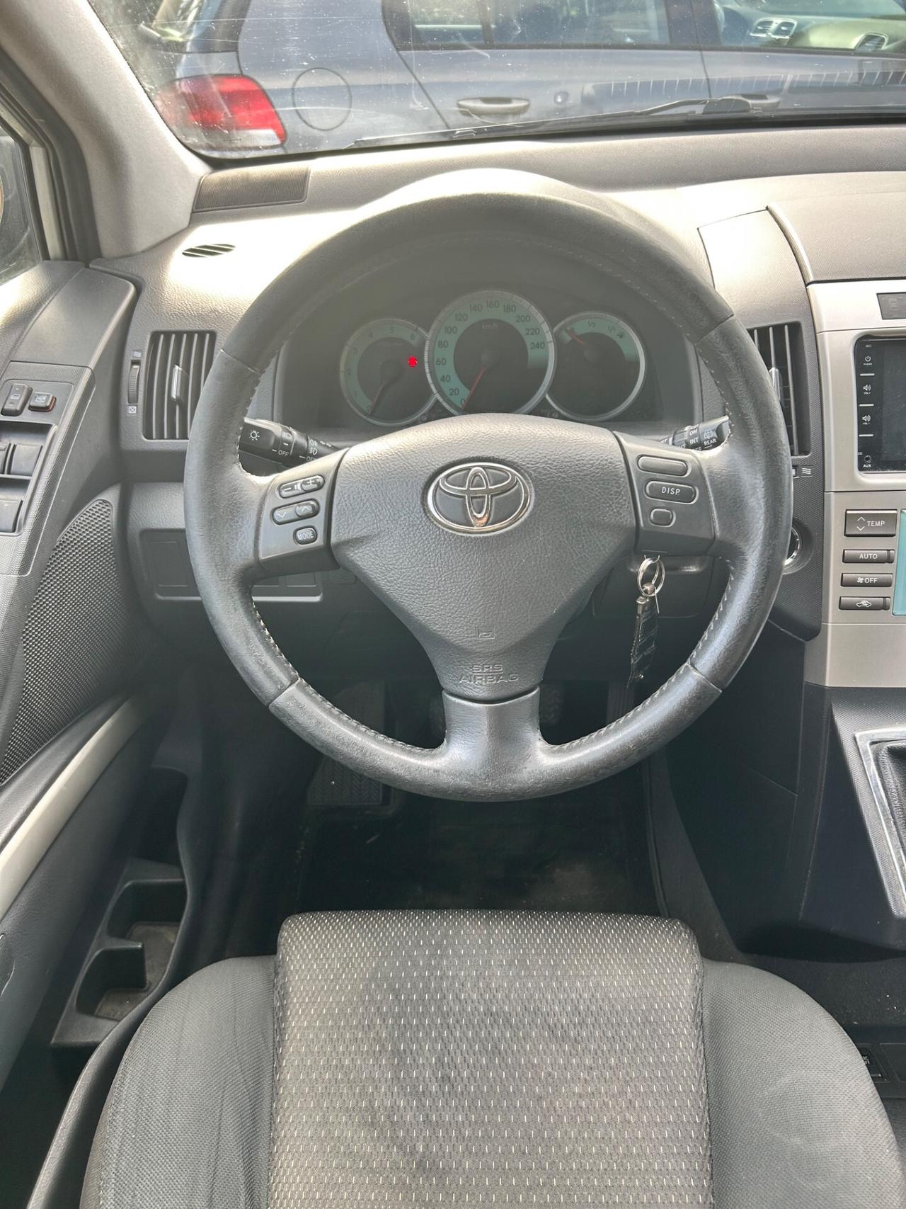 Toyota Corolla Verso Diesel 2008