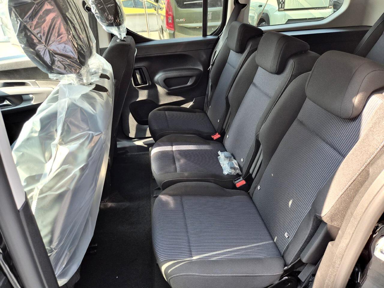 Fiat Doblo QUBO - Doblò 7 POSTI 1.5 d '' La Prima'' KM ZERO