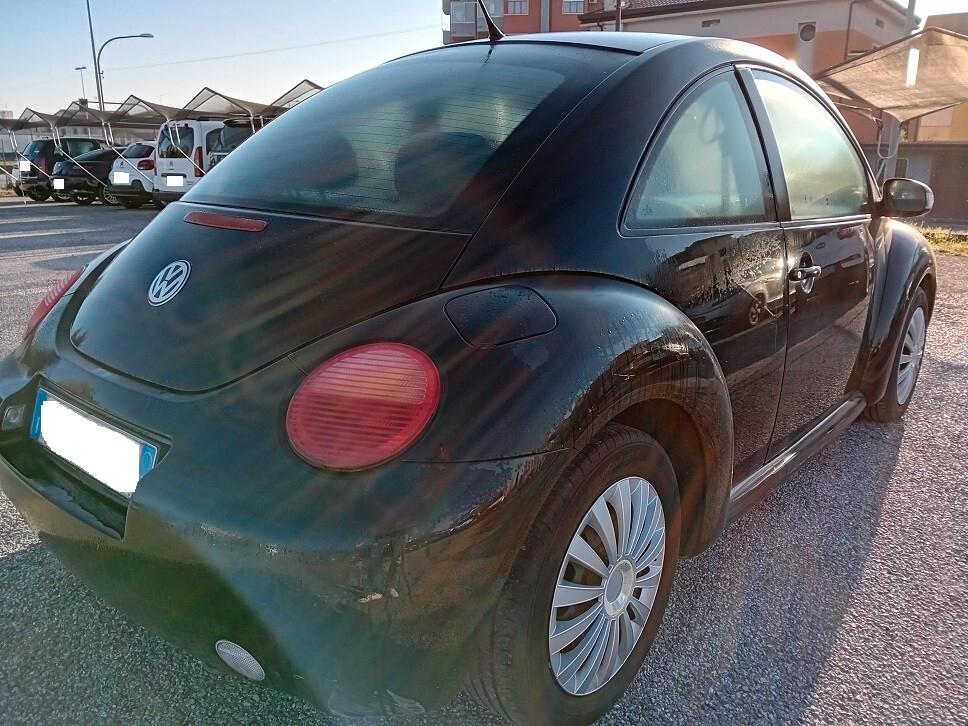 Volkswagen New Beetle 1.6