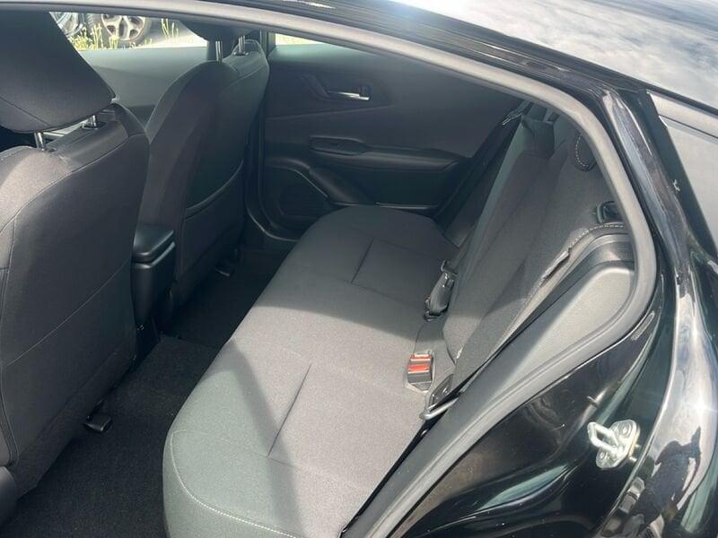 Toyota Prius Plug-in Hybrid Lounge