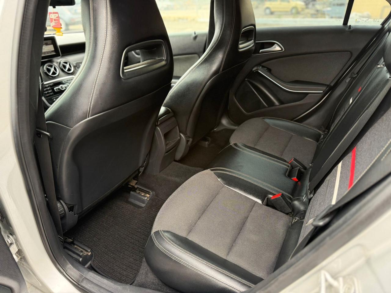 MERCEDES A200 2015 12 MESI DI GARANZIA