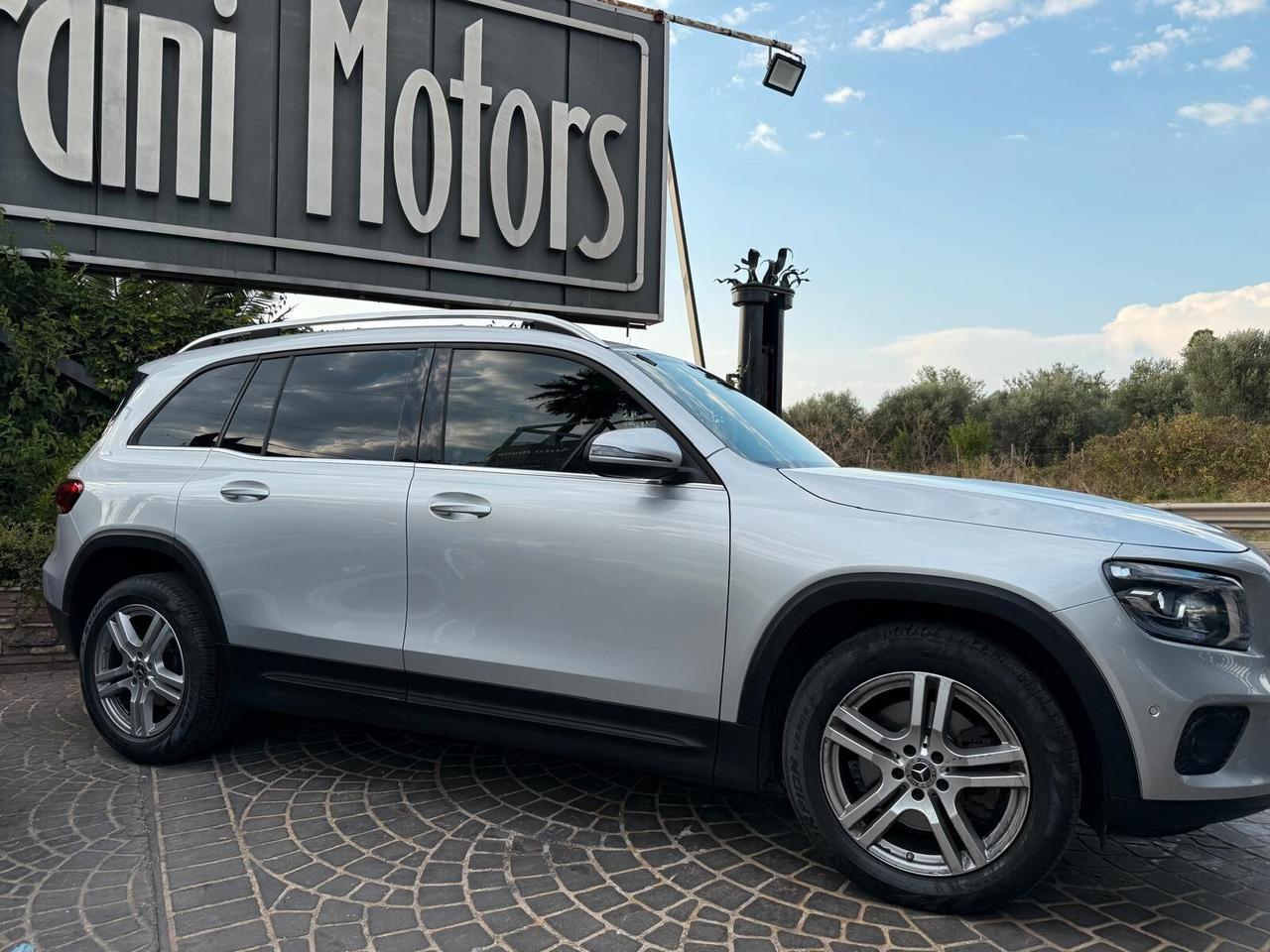 Mercedes-benz GLB 200 d Automatic Business