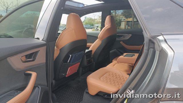 AUDI RS Q8 TFSI V8 quattro tiptronic