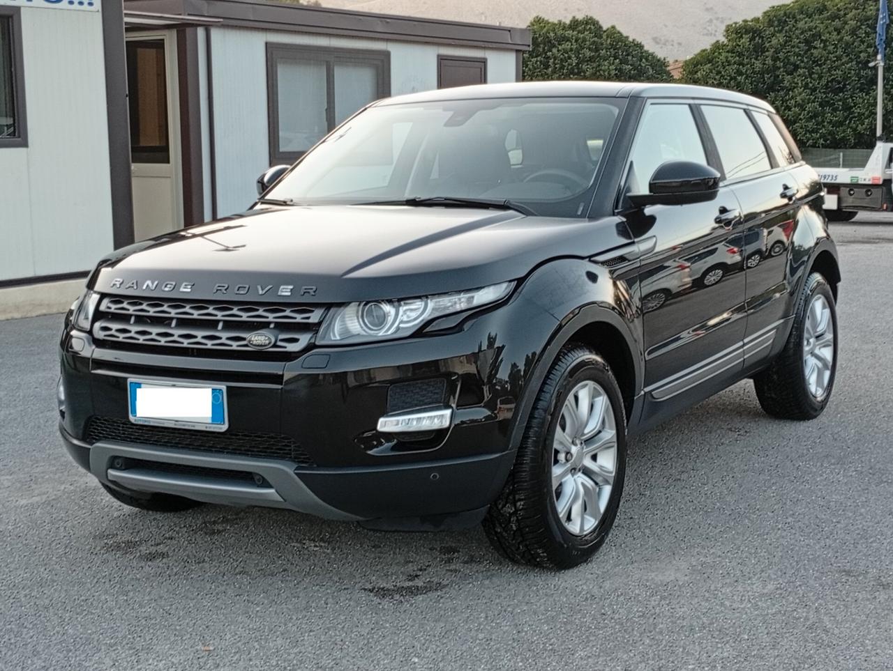 Land Rover Range Evoque 2.2 TD4 5p. Pure