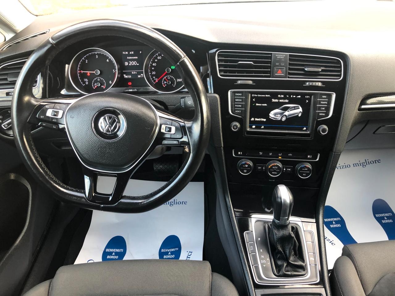 Volkswagen Golf 2.0 TDI 150 cv DSG 5p. Executive NAVI.FARI Bi XENO. Bianco PERLA