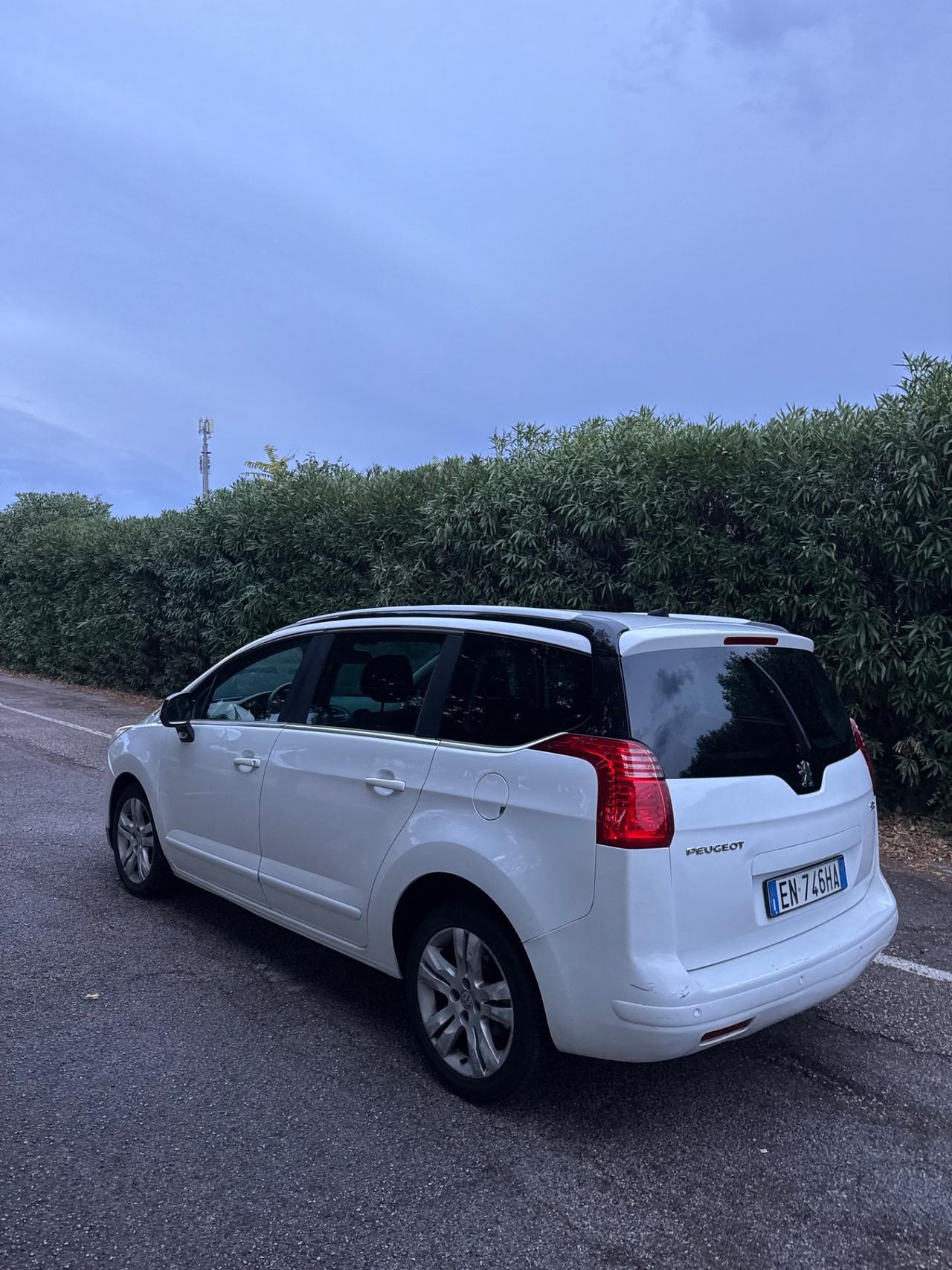 Peugeot 5008 2.0 HDi 163CV aut. Active