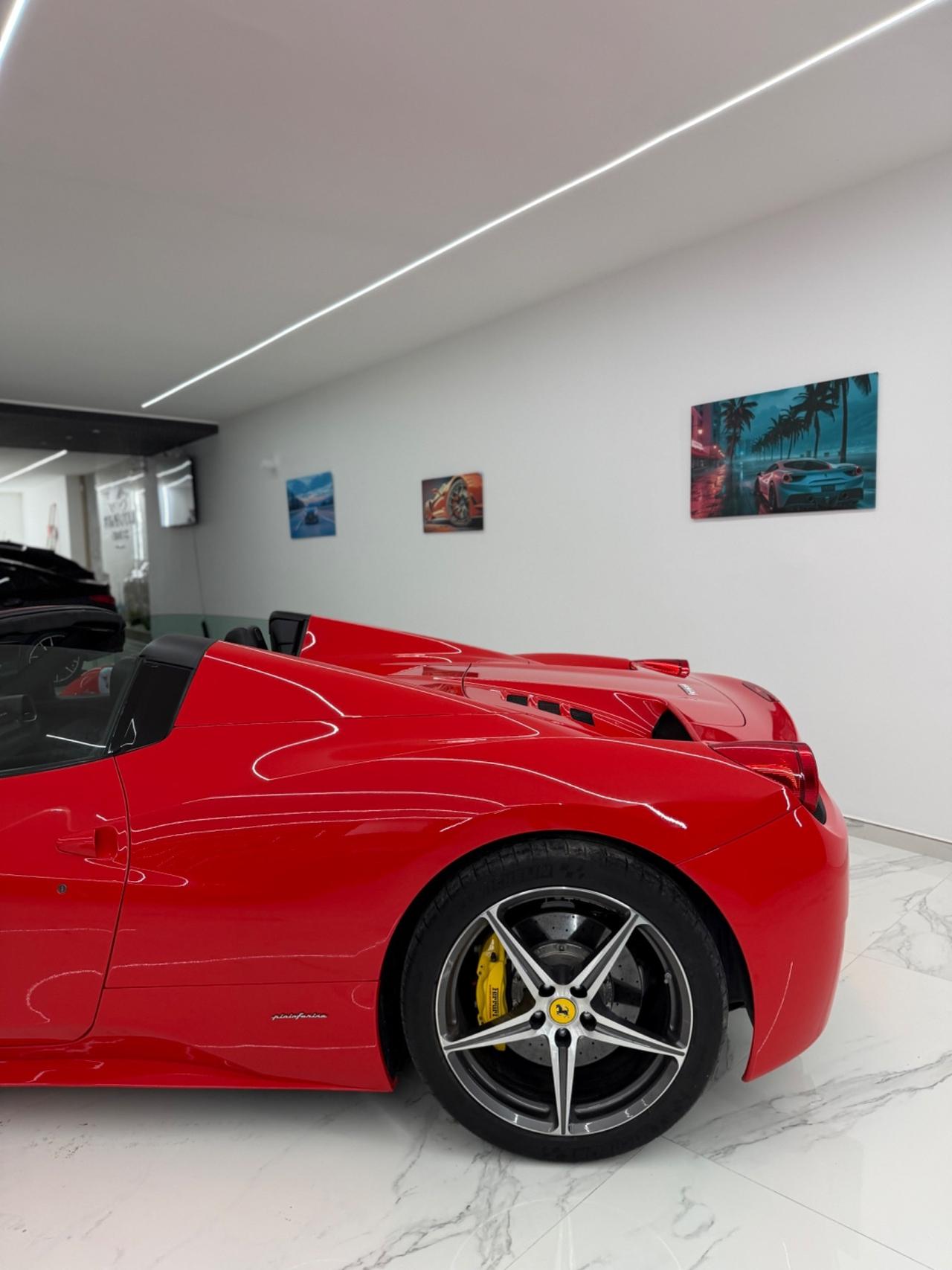 Ferrari 458 Spider Iva Esposta