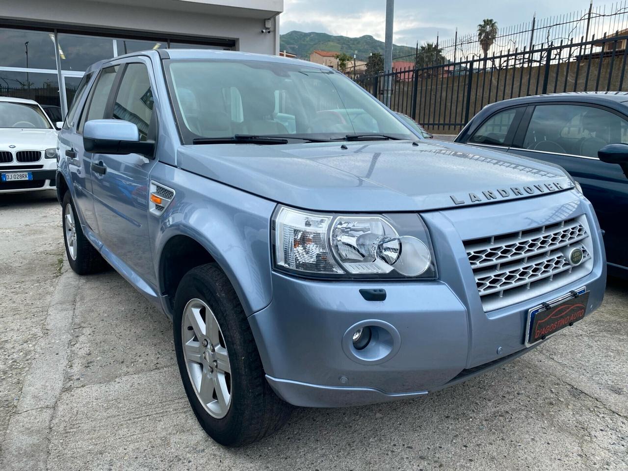 Land Rover Freelander 2.2 TD4 S.W. SE