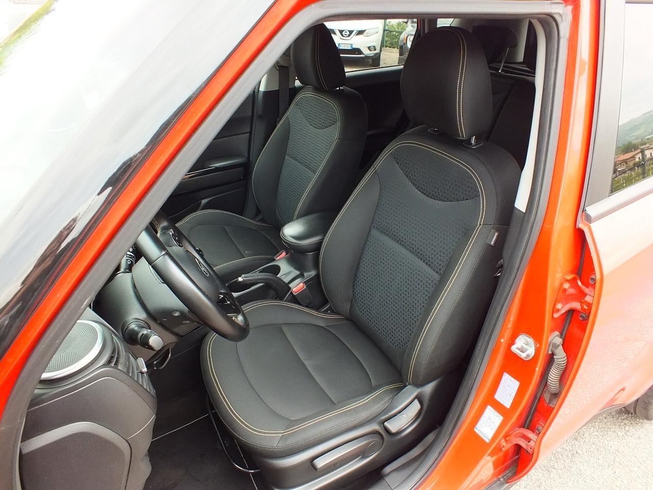 KIA SOUL 1.6 CRDi 136 CV EURO 6-RETROCAMERA-