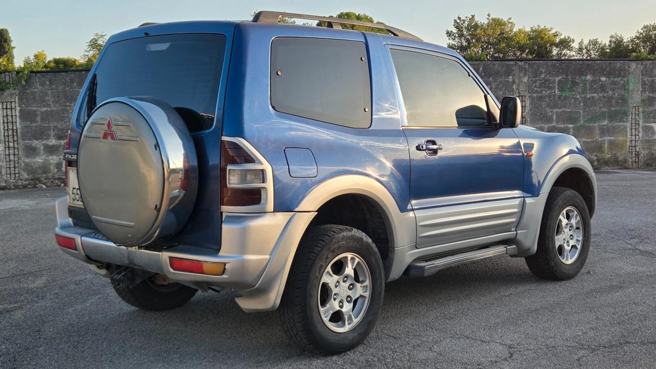 Mitsubishi Pajero 3.2 16V DI-D 3p. GLS Gancio traino