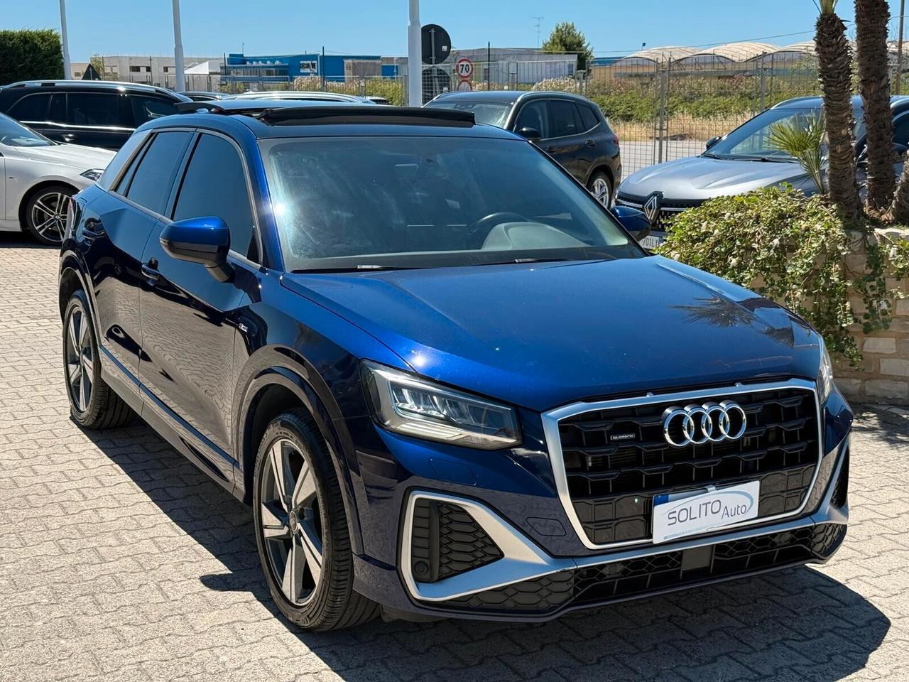 Q2 2.0 150CV quattro S line Edition + TETTO Blu Navarra