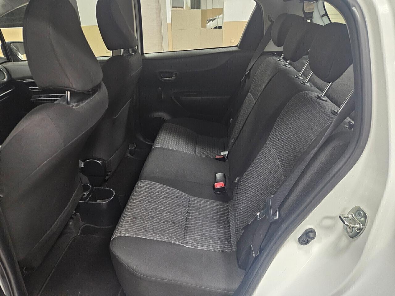 Toyota Yaris 1.0 5 porte Lounge