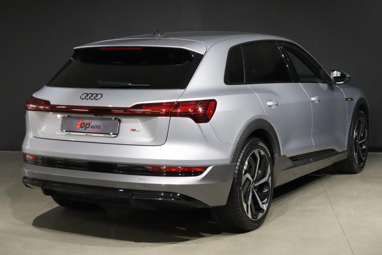Audi e-tron 55 408CV QUATTRO S-LINE BLACK LINE MATRIX 21"