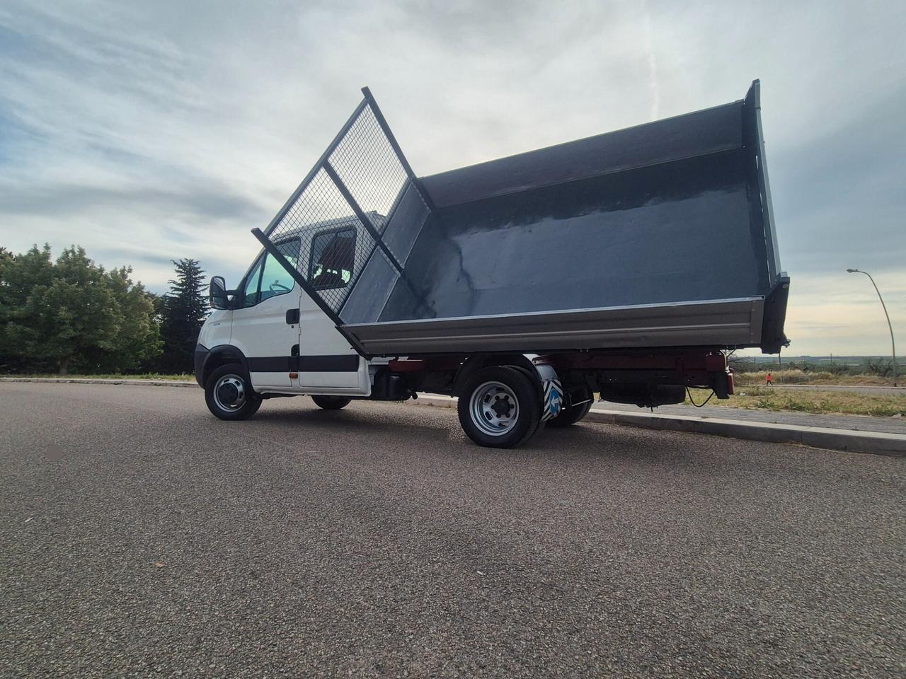 Iveco Daily 35C12 2.3 115cv gemellato ribaltabile trilaterale 08