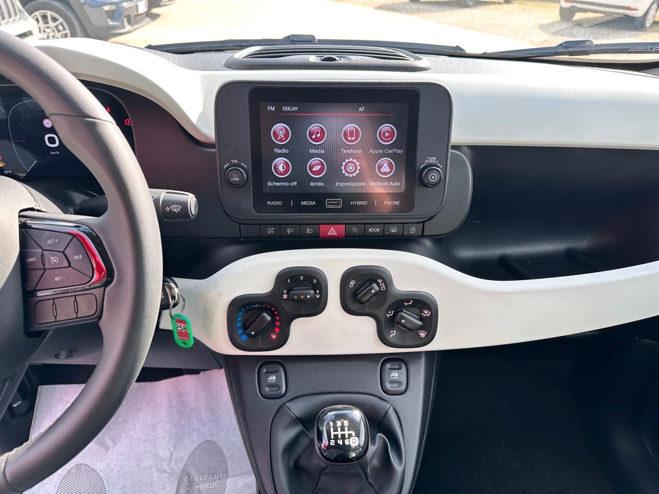 Fiat Pandina Cross 1.0 Hybrid 70cv