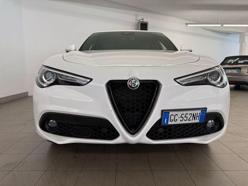 Alfa Romeo Stelvio 2.2 Turbodiesel 210 CV AT8 Q4 Veloce