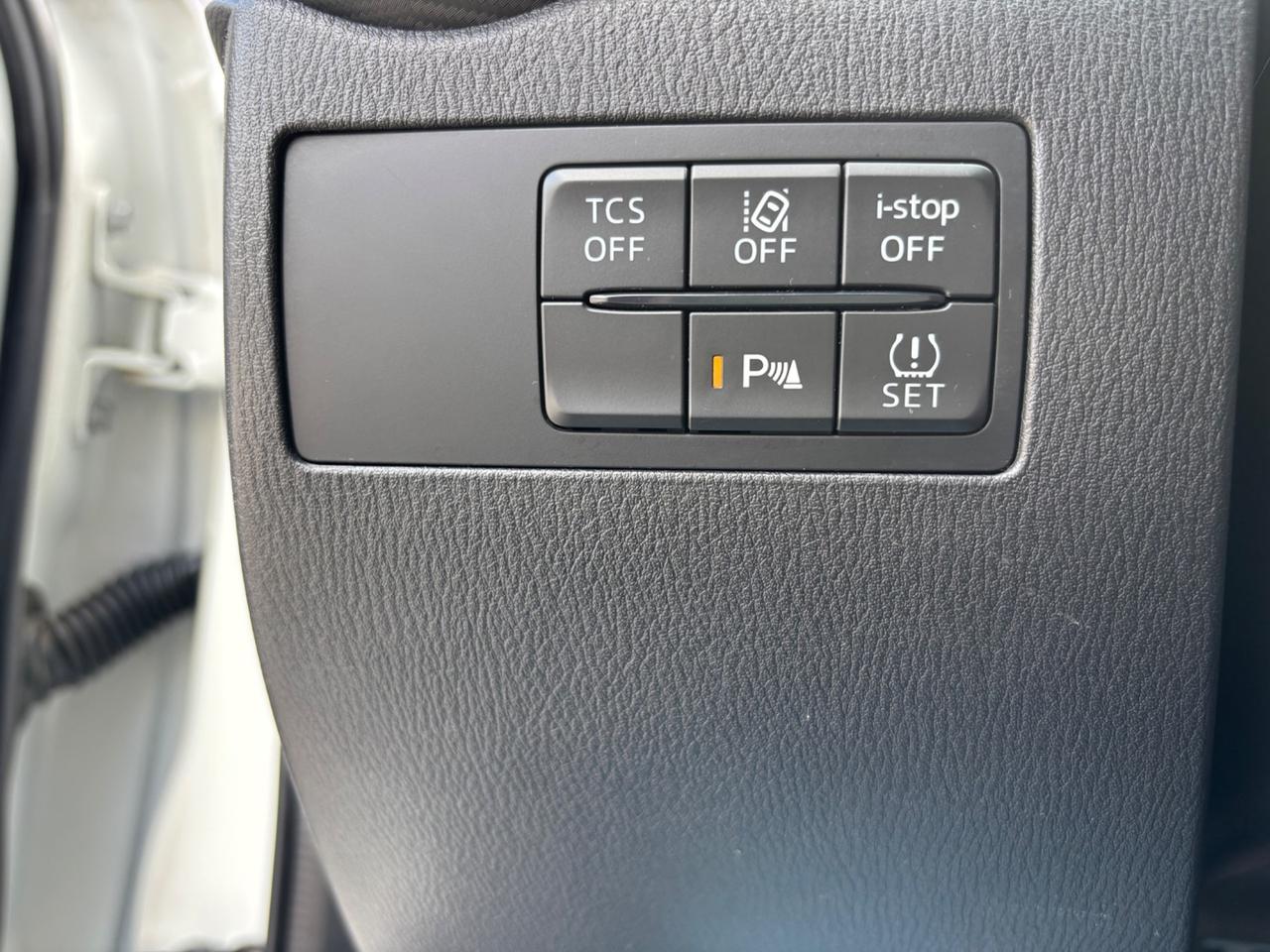 Mazda CX-3 1.8L Skyactiv-D Exceed
