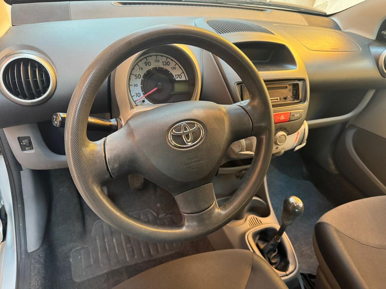 TOYOTA Aygo 1.0 12V VVT-i 5P