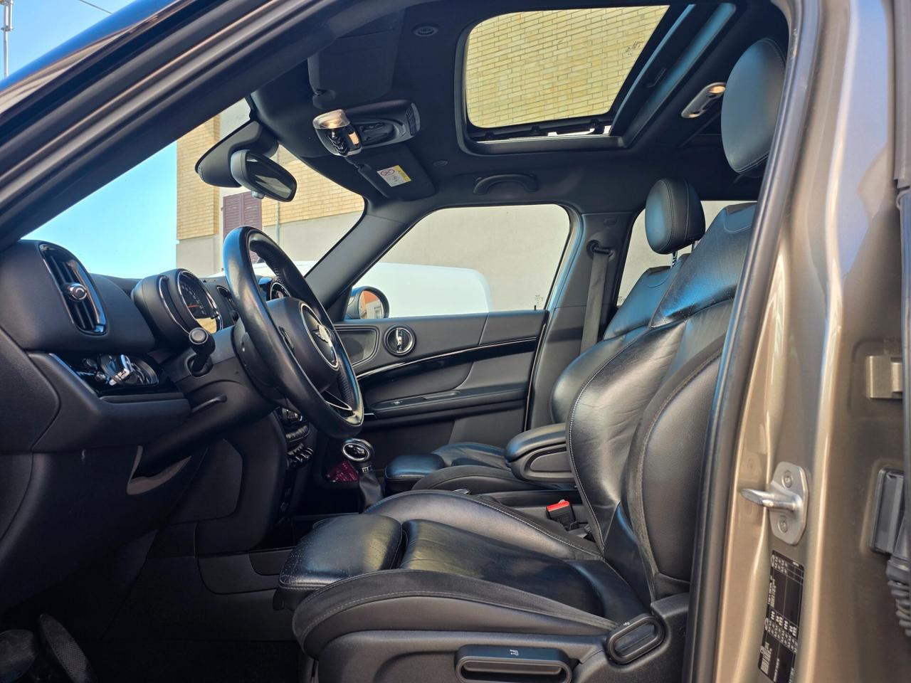 Mini Cooper SD Countryman 2.0 Business Automatica