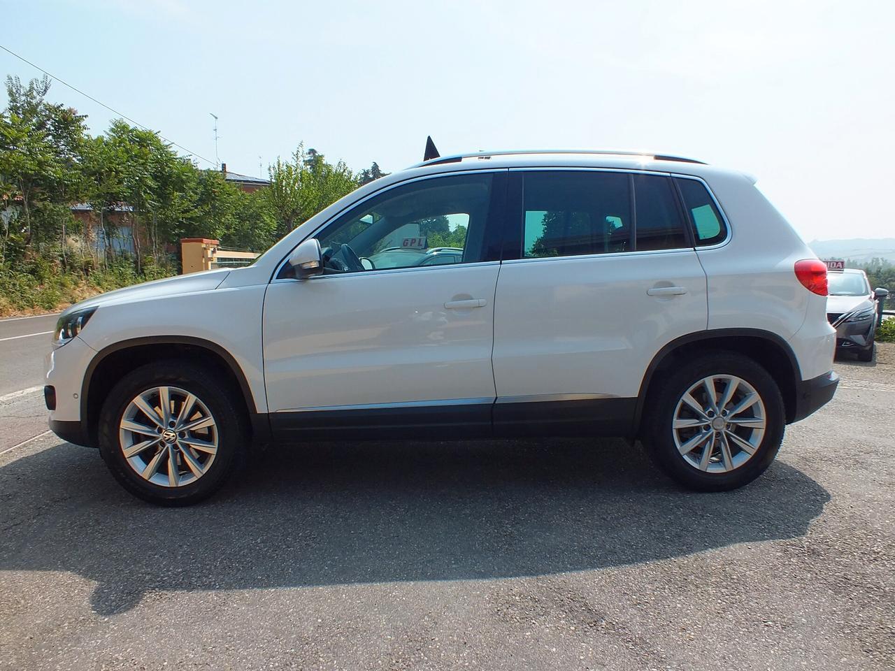 V-W TIGUAN 2.0 TDI 110 CV 2-WD UNIPROPRIETARIO