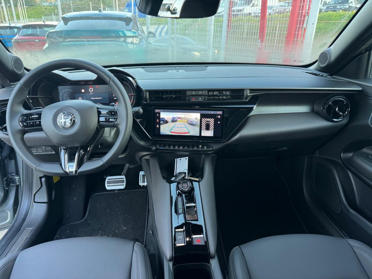 Alfa Romeo Junior 1.2cc Hybrid 145cv eDCT6 Speciale