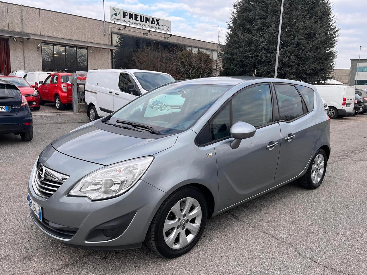 Opel Meriva 1.7 CDTI 110CV b-color Panoramic