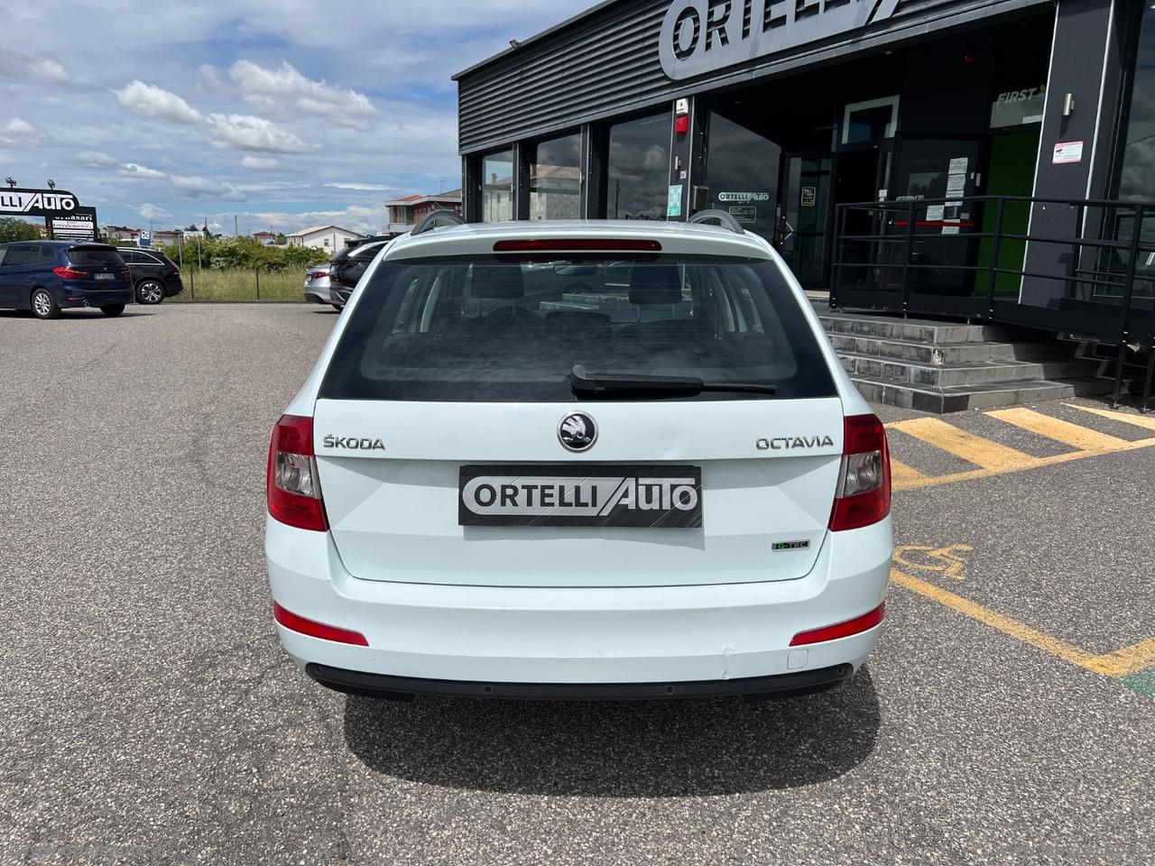 SKODA Octavia 1.4 TSI DSG Wagon Exec. G-Tec UNICO PROPRIETARIO