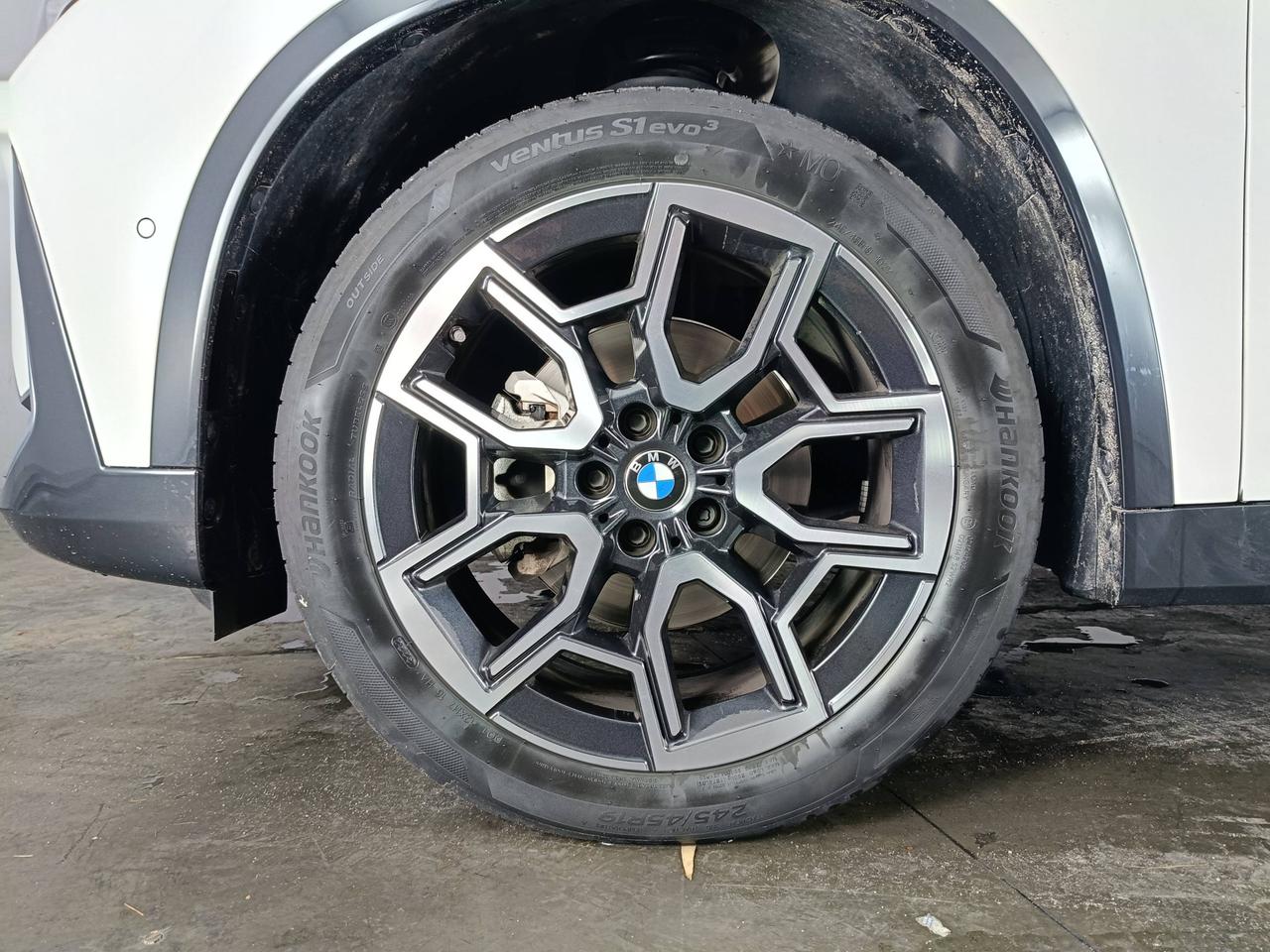 BMW X1 U11 - X1 sdrive18d X-Line auto