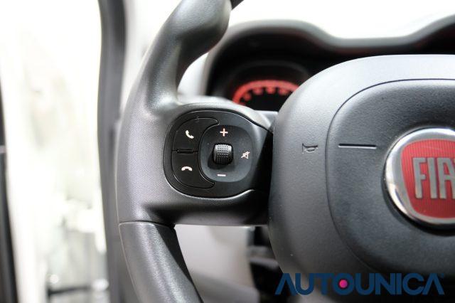 FIAT Panda 1.0 FIREFLY S&S HYBRID CITY CROSS NEOPATENTATI