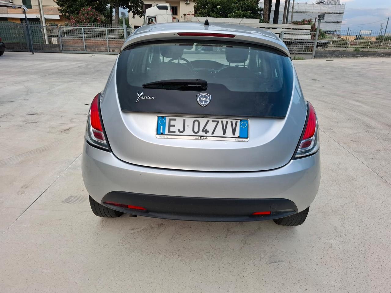 LANCIA YPSILON 1.3 MJT 95 CV GOLD