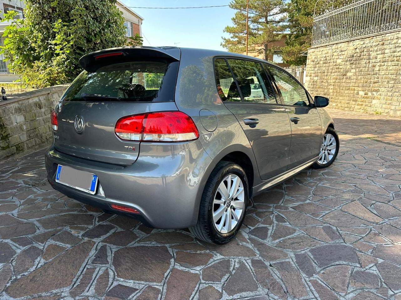 Volkswagen Golf 1.6 TDI DPF 5p. Highline