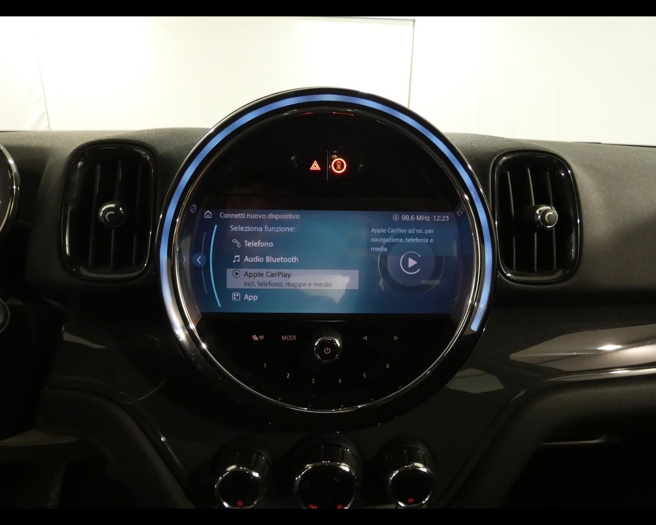 MINI Mini Countrym.(F60) - Mini 2.0 Cooper D Business Countryman