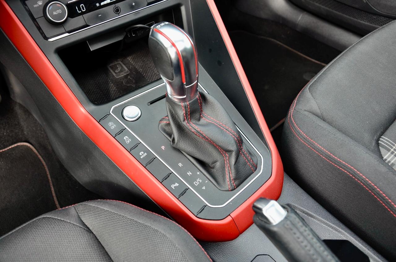 VOLKSWAGEN POLO GTI 5p 2.0 TSI 200cv DSG, UFF ITALIANA, TETTO, EURO 6D, FARI LED, APPLE ANDROID, PERMUTE
