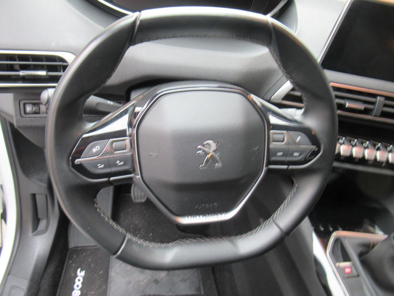 Peugeot 3008 BlueHDi 130 S&S Allure VIRTUAL COKPIT