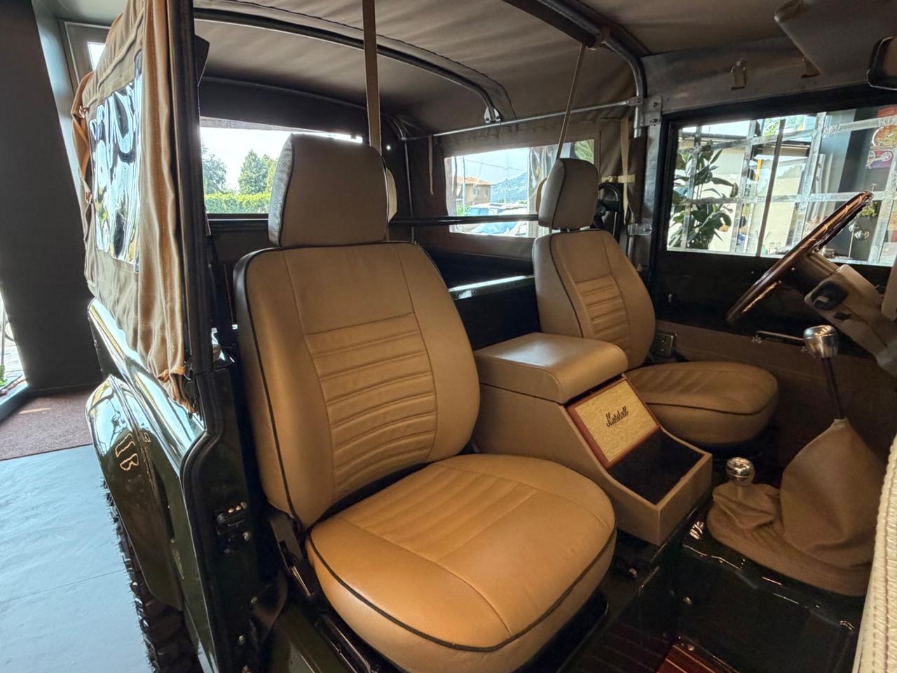 Land Rover Defender 90 diesel Soft-top 19J