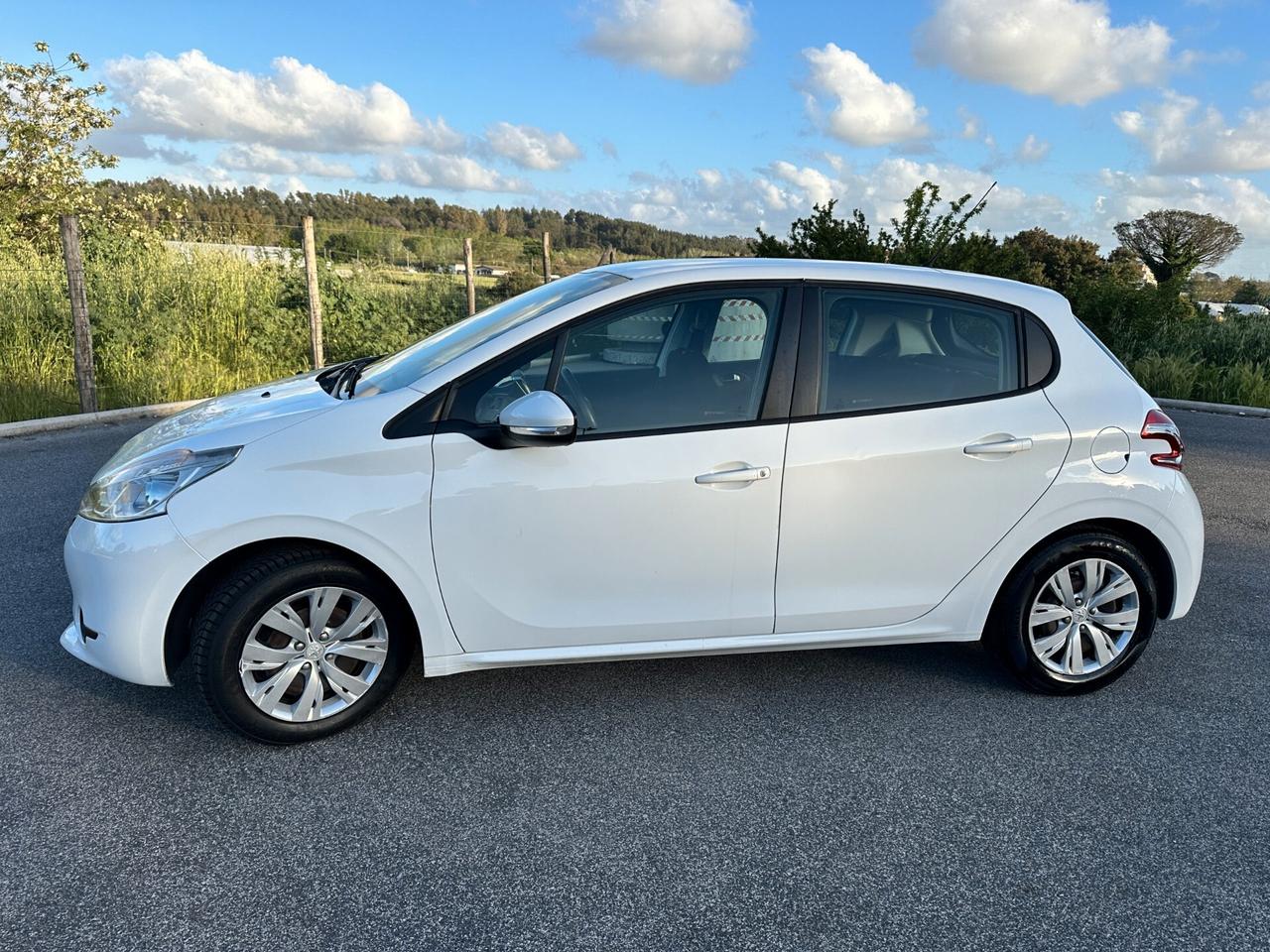 Peugeot 208 1.2 VTi 82 CV 5 porte Allure