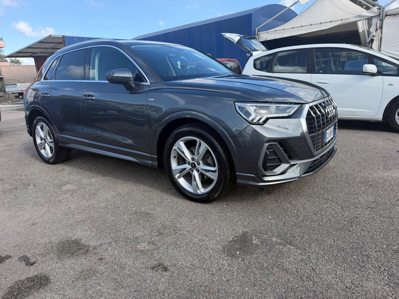 Audi Q3 35 TDI quattro S tronic line edition