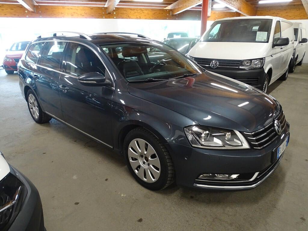 VW Passat Var. 2.0 TDI 4x4 Highline 140 CV