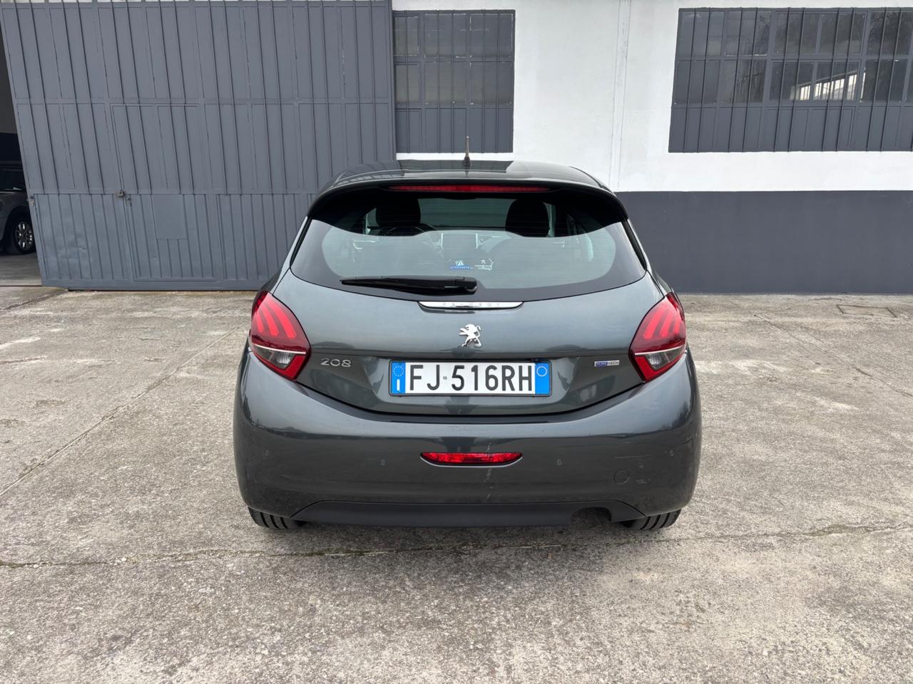 Peugeot 208 1.2 benzina. Neopatentati. Garanzia