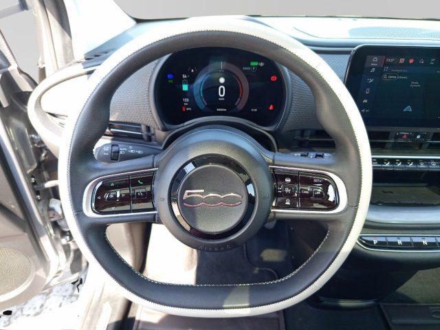FIAT 500e Berlina 42 kWh La Prima