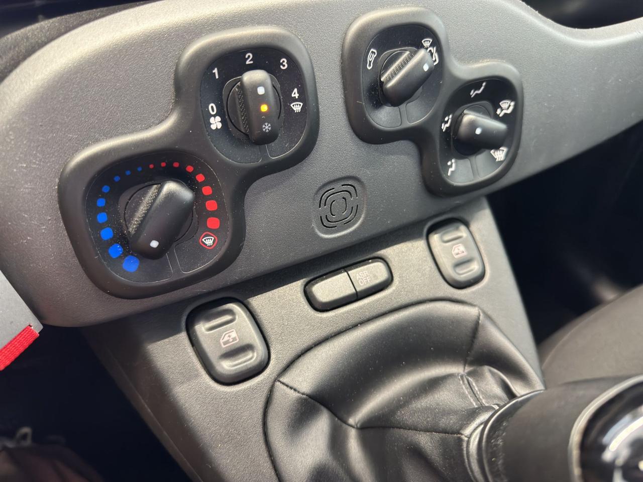 Fiat Panda 1.0 firefly hybrid Sport s&s 70cv 5p.ti