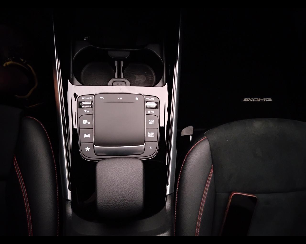 Mercedes-Benz GLB - X247 2019 - GLB 200 d Premium auto