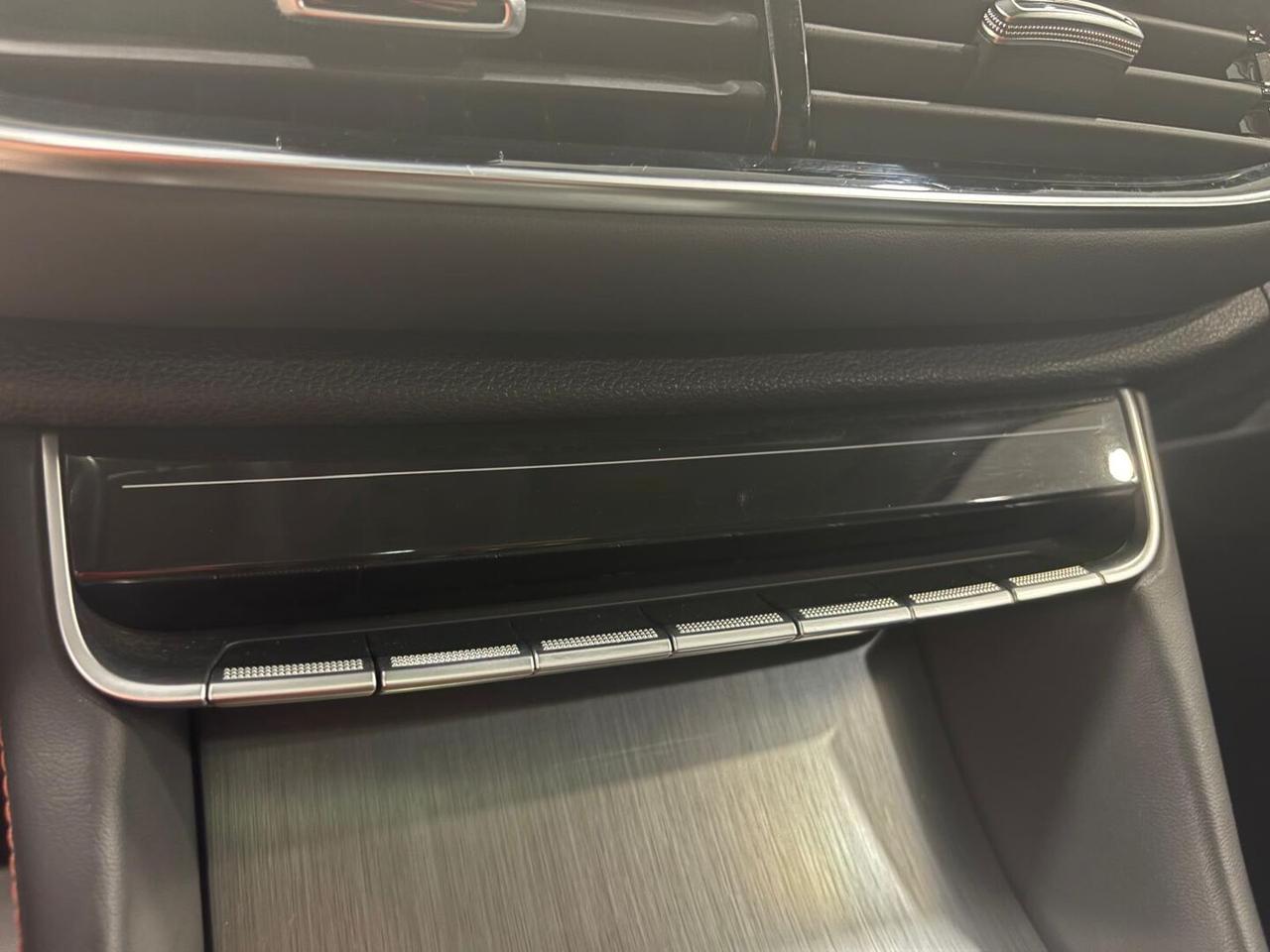 Mg HS 1.5 t Luxury auto