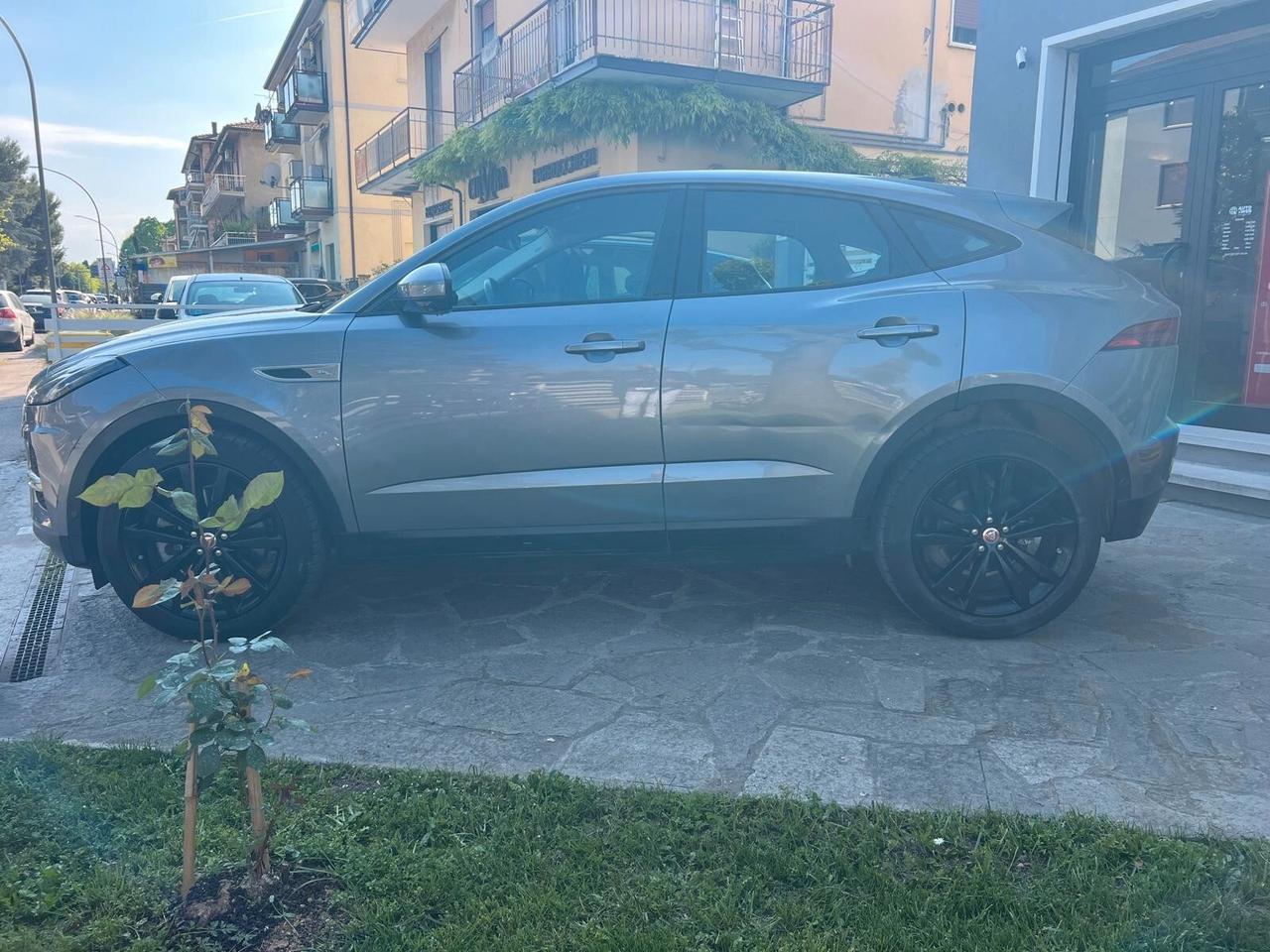 JAGUAR F-PACE 2.0 D 163cv PRESTIGE VAN