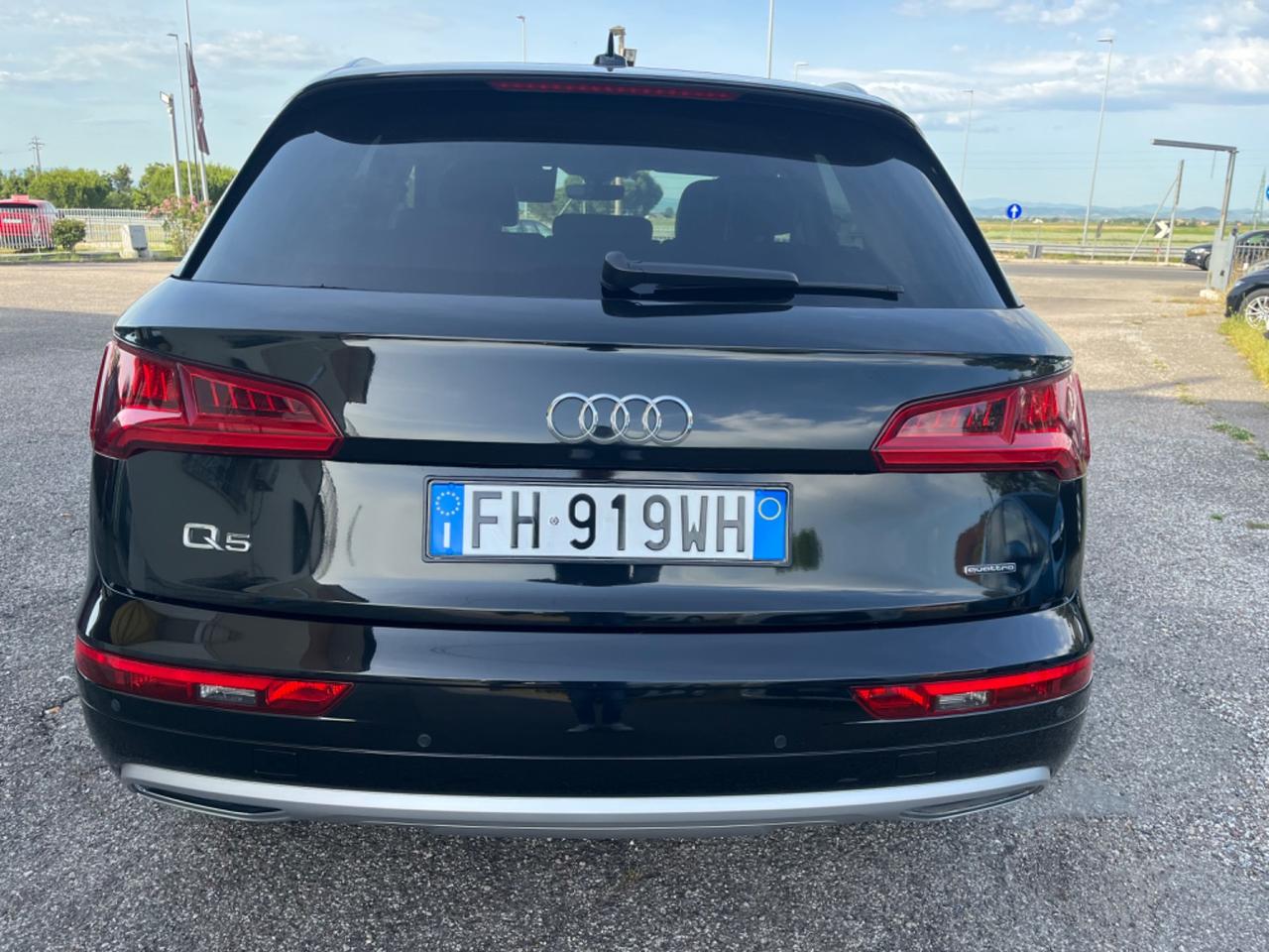 Audi Q5 2.0 TDI 190 CV quattro S tronic Business Sport