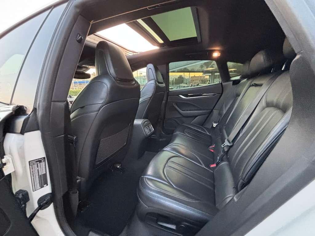 Maserati Levante V6 430 CV S AWD 2017/ KM 123.000 Tua a 379 Euro al mese